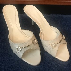 WORN ONCE GUCCI HEELS! 👠